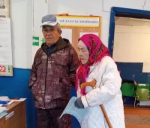 Сегодня на избирательном участке № 2786 свой гражданский долг пришла исполнить Бурханова Ямиля Мухаметгалиевна, которой исполнилось 93 года!